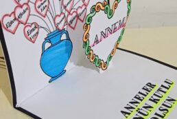 Anneler Günü Etkinliği – 3D Kart Annem